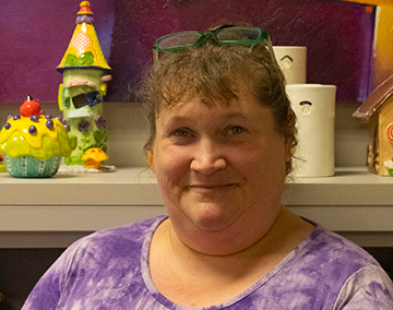 Helena Leary-Heinz in the pottery studio