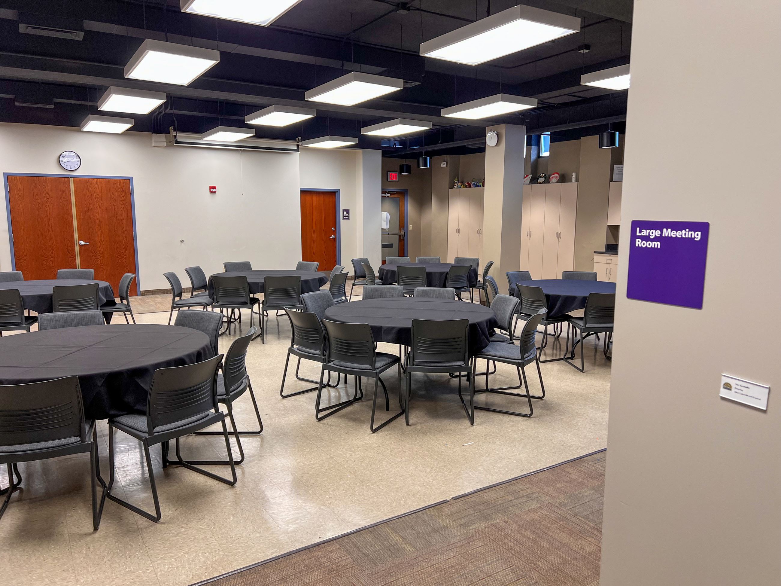 Arts Center Large Meeting Room